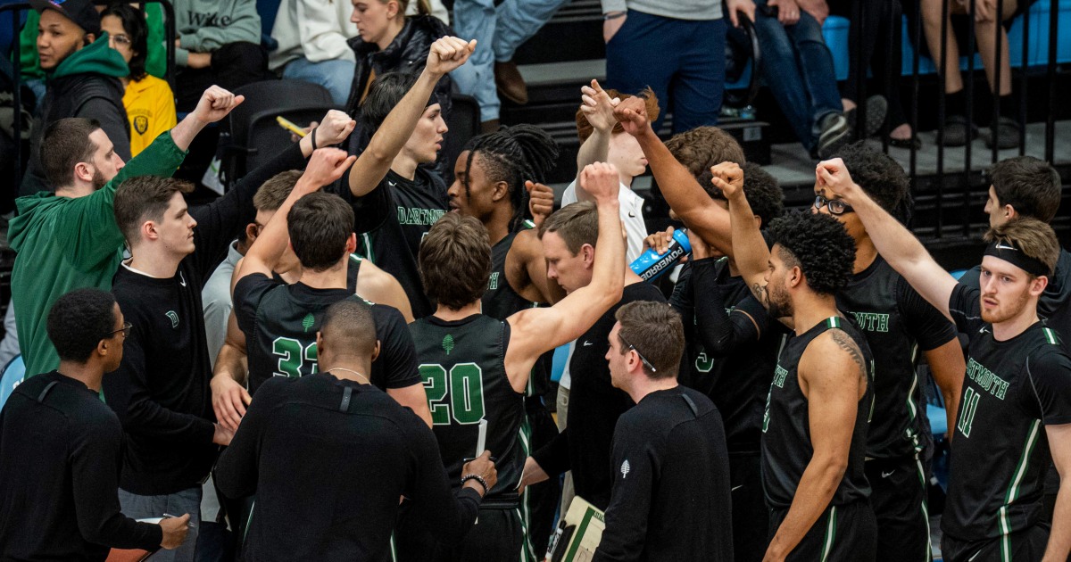 Featured image for "Dartmouth Men's Basketball Team Votes to Unionize, Paving the Way for College Athlete Labor Unions"