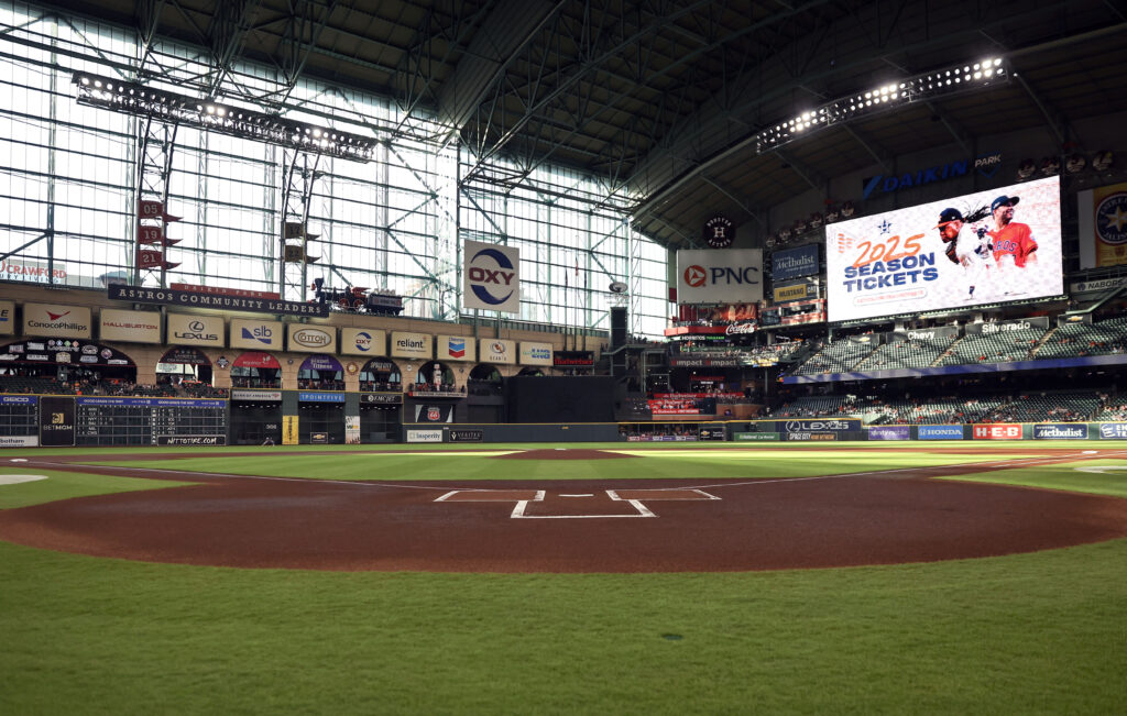 Featured image for Astros' Zach Cole Debuts with a Home Run in 11-3 Win Over Braves
