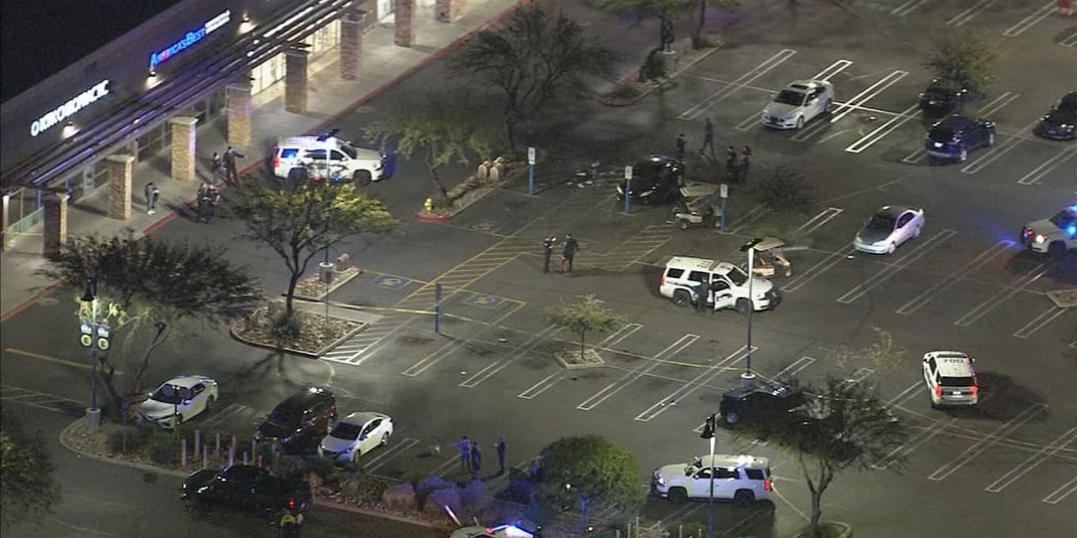Featured image for Shooting Incident Leaves Man Seriously Injured at Phoenix Shopping Center