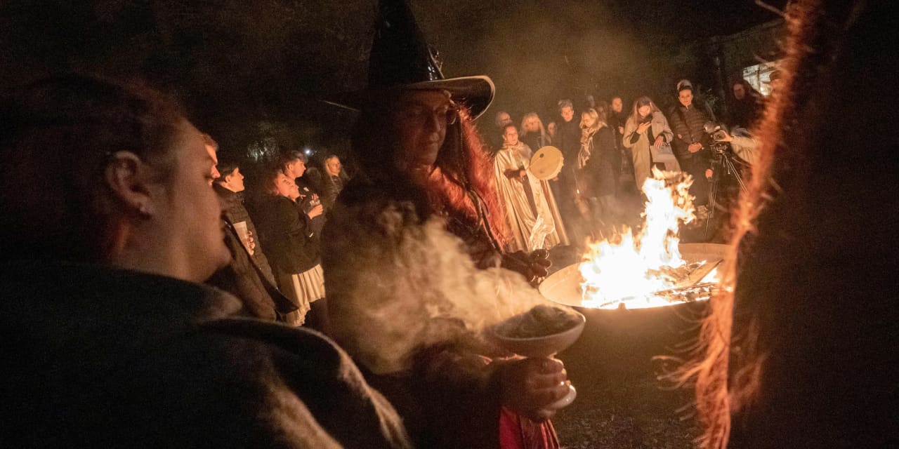 Massive Options Expiry Sparks Chaotic 'Triple Witching' on Friday