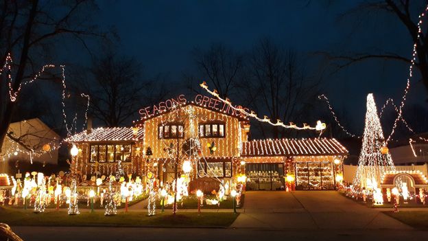 Featured image for The Rising Cost of Professional Holiday Decor Services in the US
