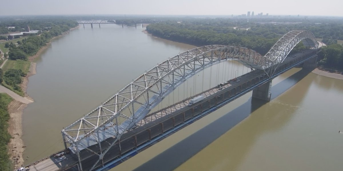 Featured image for "Traffic Chaos Ensues as Sherman Minton Bridge Shuts Down Completely"