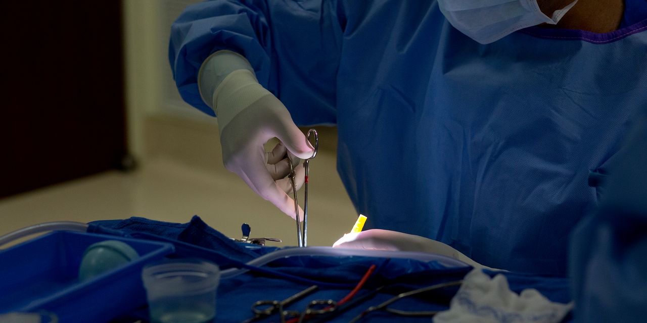 Featured image for Female Surgeons Outperform Male Surgeons in Patient Outcomes: Study