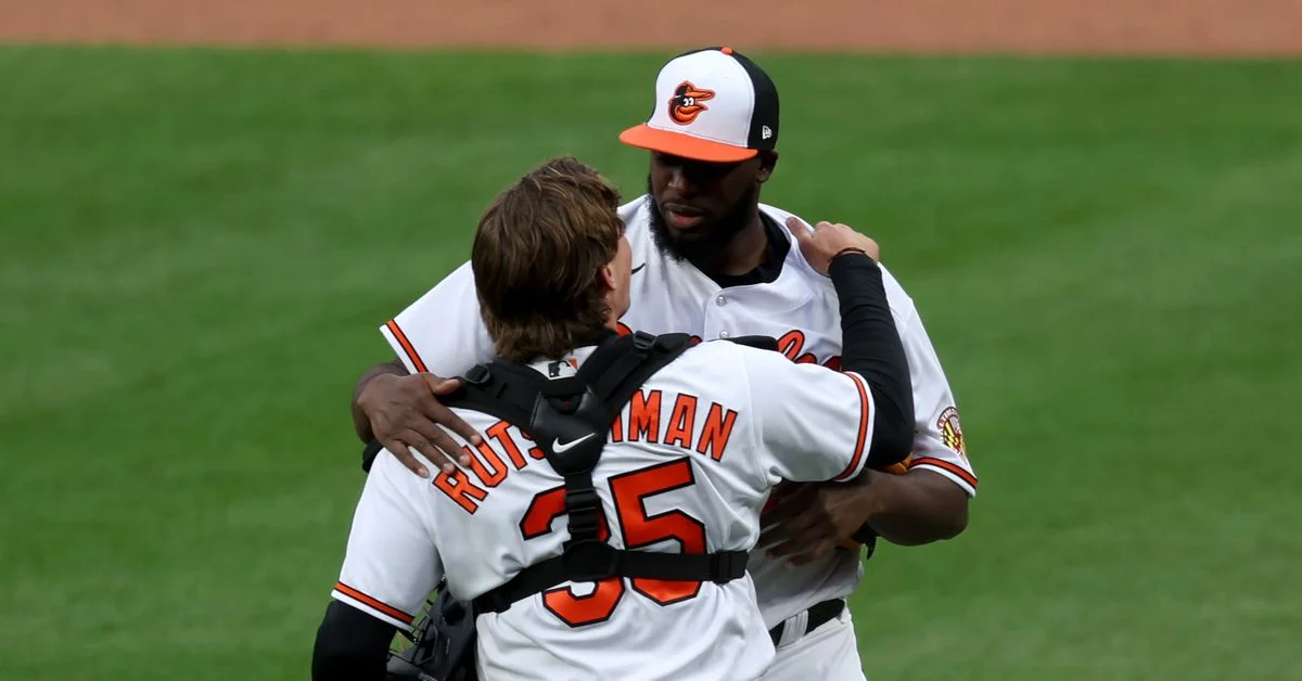 Orioles triumph over Yankees in 2023 home opener.