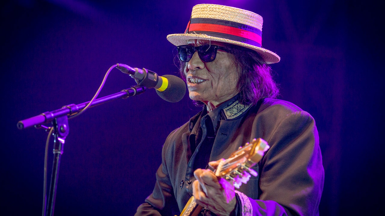 Legendary Detroit Folk Musician Sixto Rodriguez Dies at 81