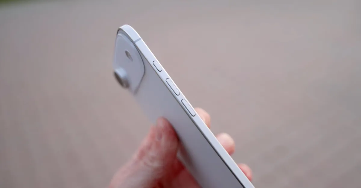 iPhone 17 Air's Battery Capacity Leak Sparks Concerns
