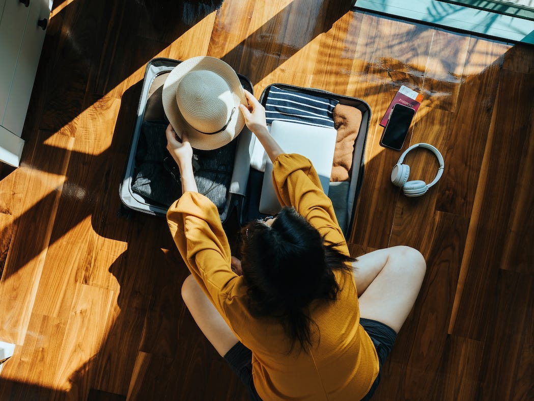 Featured image for Regretful Traveler: Woman's Job Quitting Decision Backfires on Housing and Retirement Savings