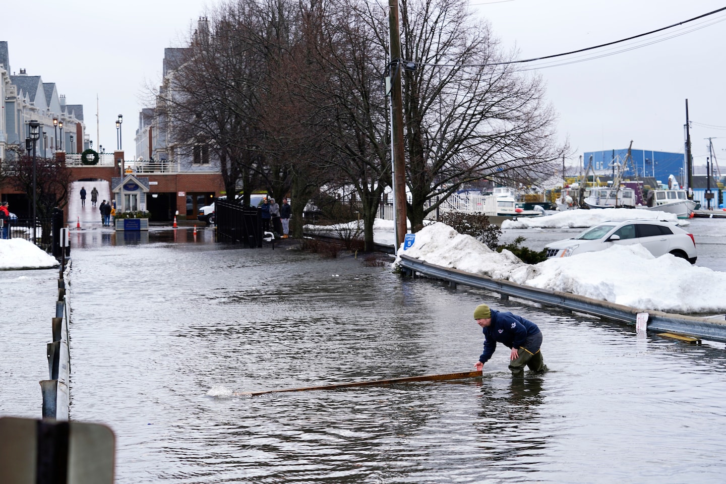 Featured image for "Winter Storm Wreaks Havoc: U.S. Grapples with Flooding, Tornadoes, Power Outages"