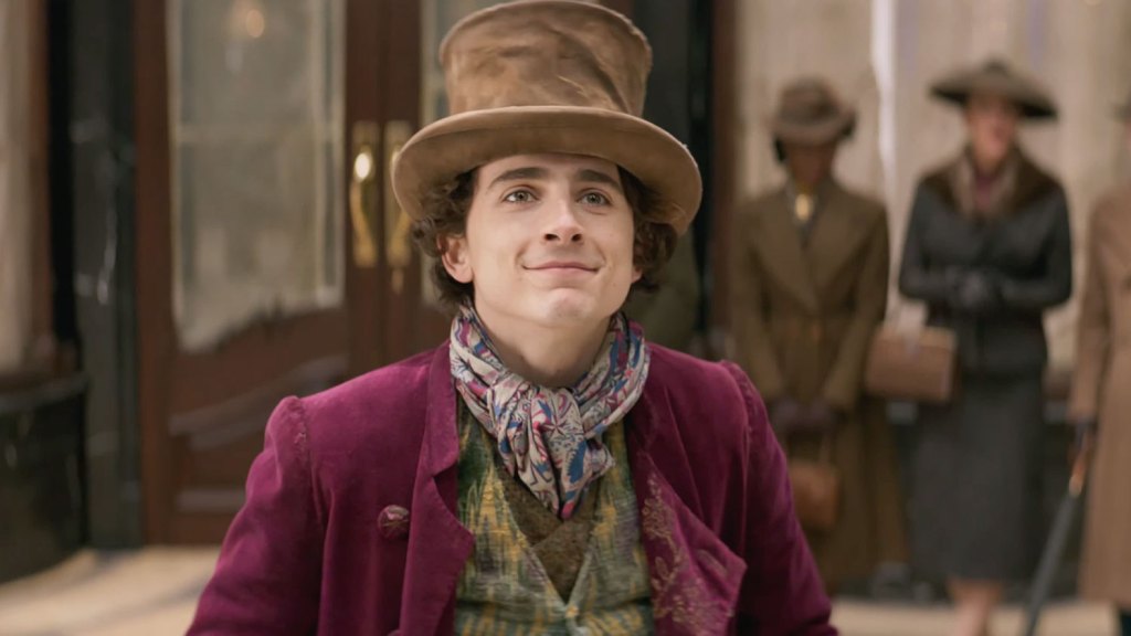 Featured image for Timothée Chalamet Impresses 'Wonka' Director with Bing Crosby-like Singing Voice