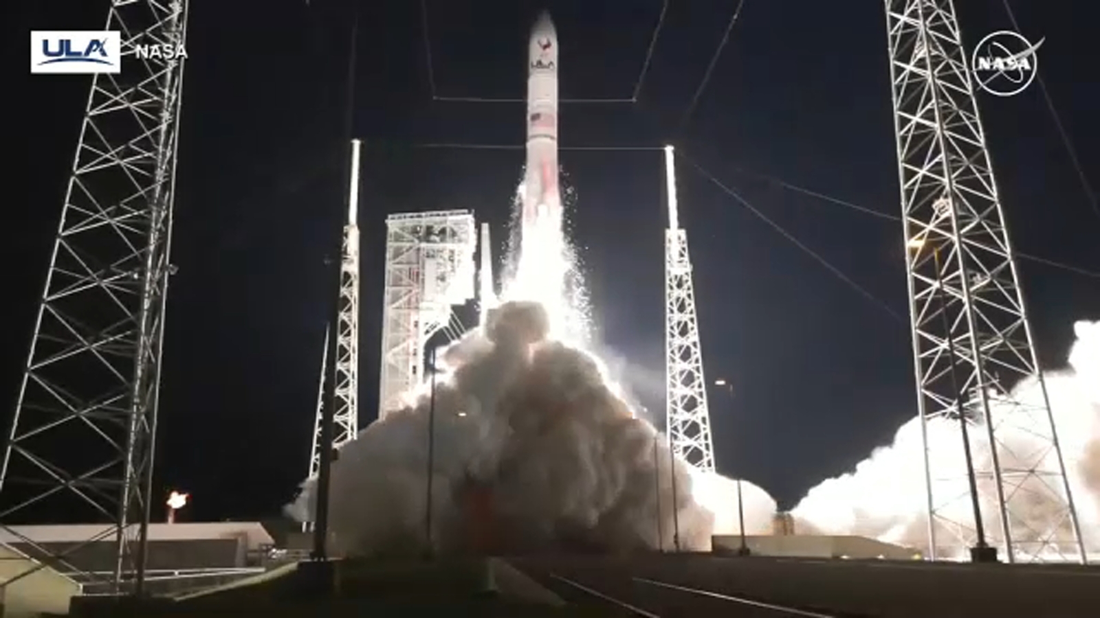 Featured image for "Failed Lunar Landers to Burn Up in Earth's Atmosphere After Moonshot Mishaps"