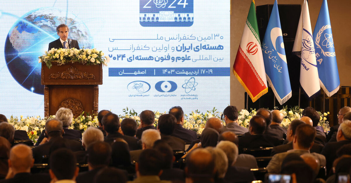UN Nuclear Watchdog Censures Iran, Urges Cooperation Amid Bomb Concerns