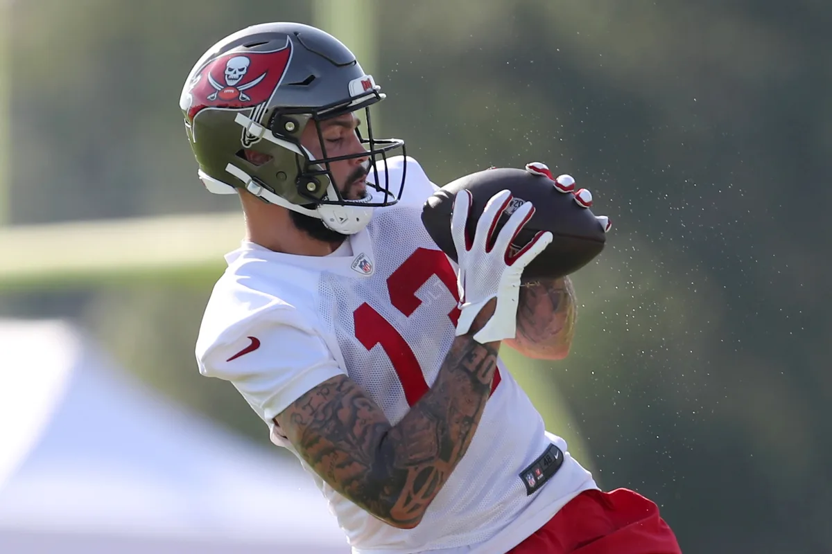 "2023 Fantasy Football: Undervalued WR Targets, Must-Have RBs, Bold Predictions, Overrated Picks, and NFC West Dynasty Analysis"