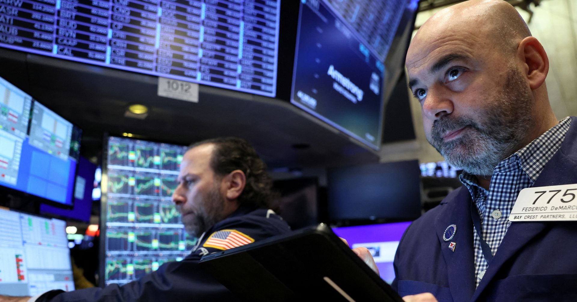 "Market Declines as Investors Anticipate Big Tech Earnings and Fed's Focus"