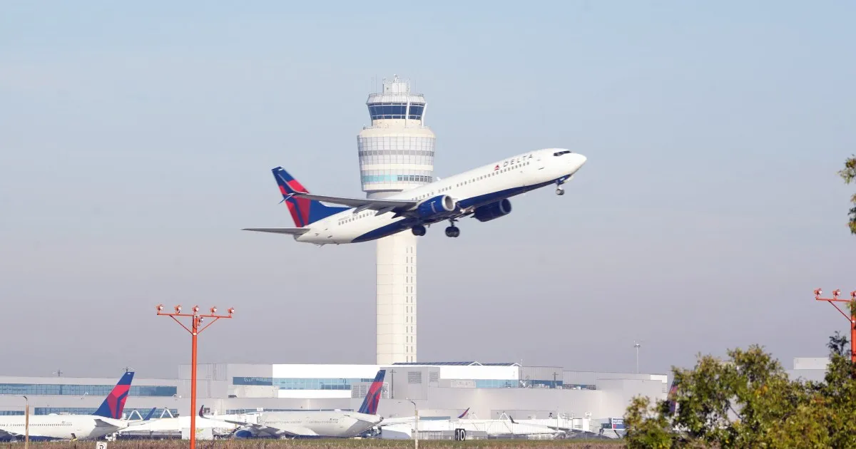 Featured image for US considers social media checks for tourists, sparking travel concerns