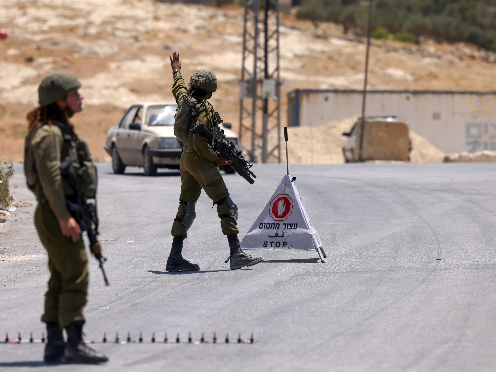 Israeli Gunman Arrested After Wounding Three in Palestinian Attack
