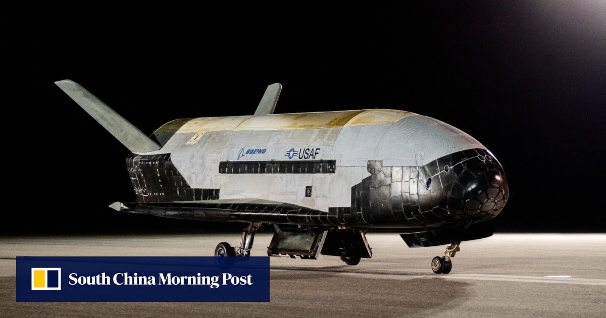 "US and China's Secret Spacecraft Missions Coincide: SpaceX Delayed, China Launches Reusable Spaceplane"
