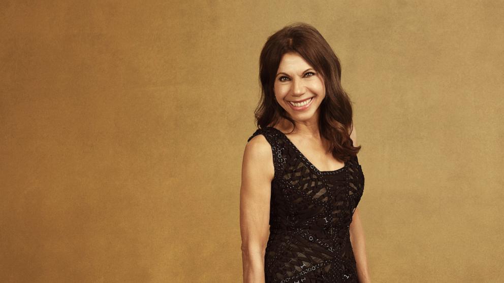 "Golden Bachelor Couple's Divorce: Theresa Nist's Unexpected Message"