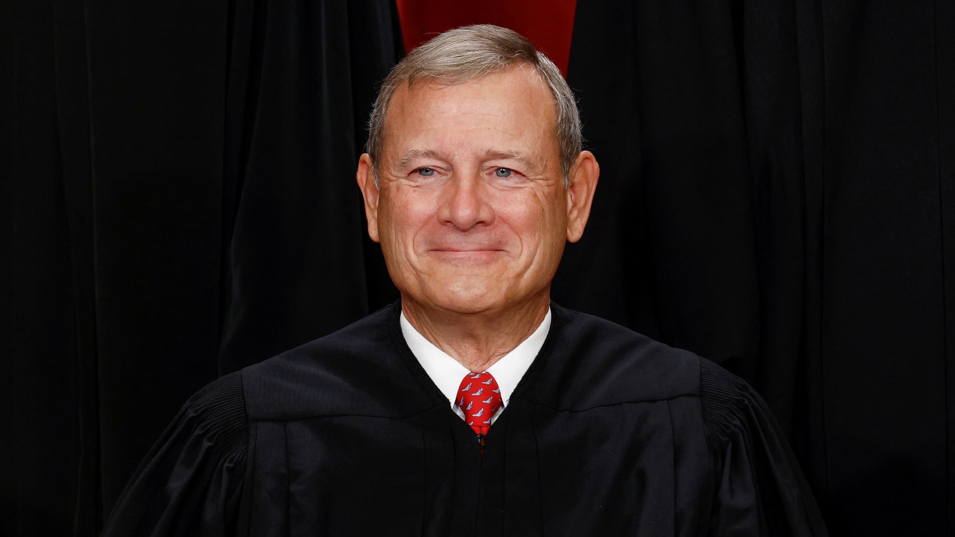 Senate requests Chief Justice Roberts' testimony on Supreme Court ethics amidst Clarence Thomas scandal.