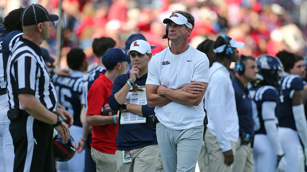 Featured image for Lane Kiffin Emerges as Favorite for Florida Gators Head Coach