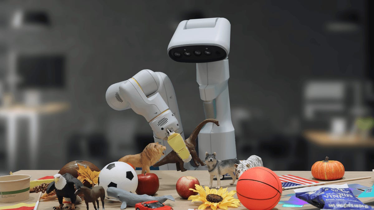 Google's DeepMind RT-2: Revolutionizing Robot Control with AI Chat and Web Assistance