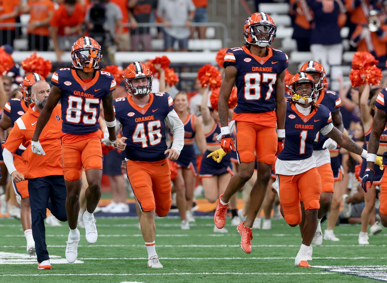 Featured image for "Everything You Need to Know for Syracuse Football vs. Western Michigan"
