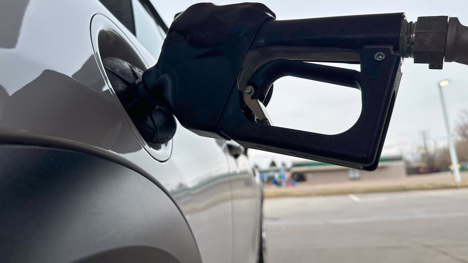 Featured image for Holiday Season Brings Record-Low Gas Prices for Drivers