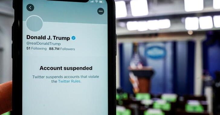 Featured image for "Trump-appointed US appeals judge warns of social media dangers as Trump and Musk clash over account suspensions"