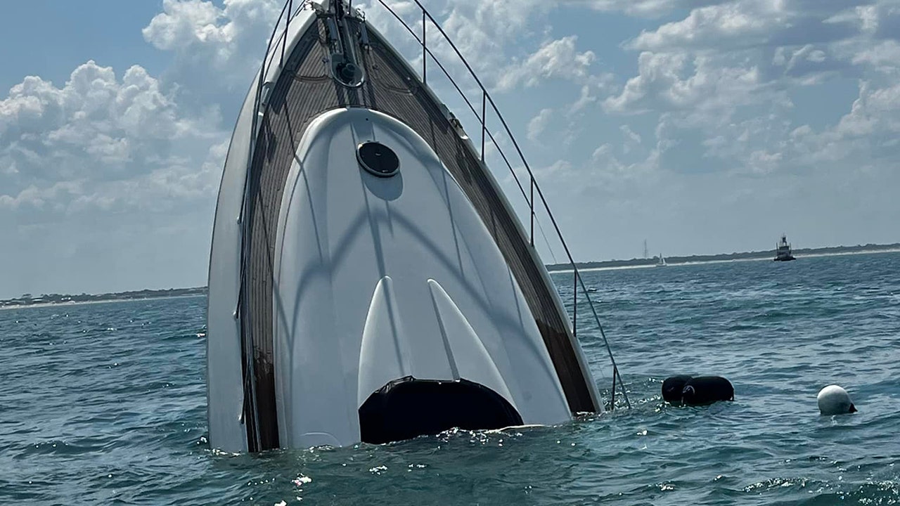 2 Rescued After 80-Foot Yacht Sinks Off St. Augustine Coast