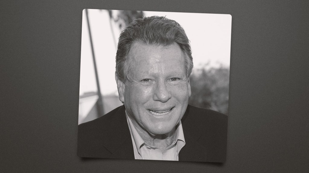 Hollywood Icon Ryan O'Neal Passes Away at 82