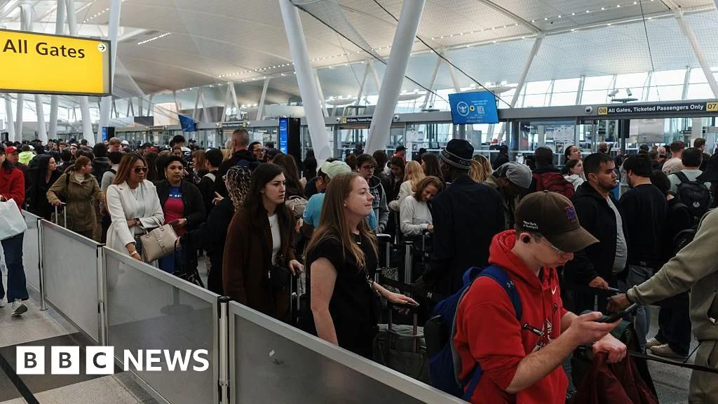 ICE Steps In at Airports to Free TSA Amid DHS Shutdown