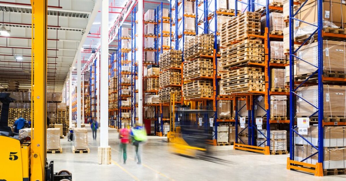 Featured image for Illegal Child Labor: Kids as Young as 12 Operate Forklift at Kentucky Warehouse