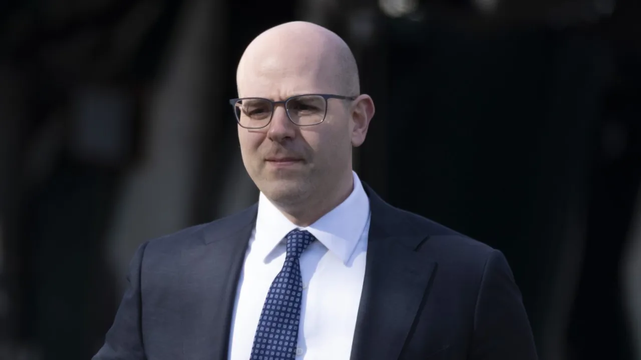 Featured image for Senate Confirms Trump-Appointed Fed Nominee Amid Market Stability