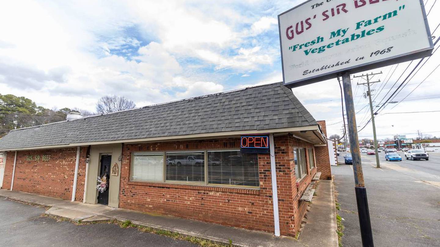 Iconic Charlotte Burger Joint, Gus' Sir Beef, Shuts Down After 54 Years