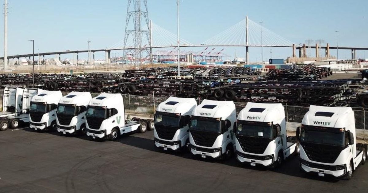 Featured image for "Biden Administration Unveils National Strategy for Electrifying Heavy-Duty Truck Infrastructure"