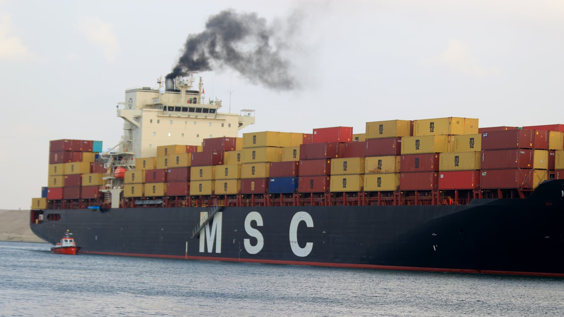 Featured image for Red Sea Chaos: Experts Warn of Economic Impact on Shipping and Trade