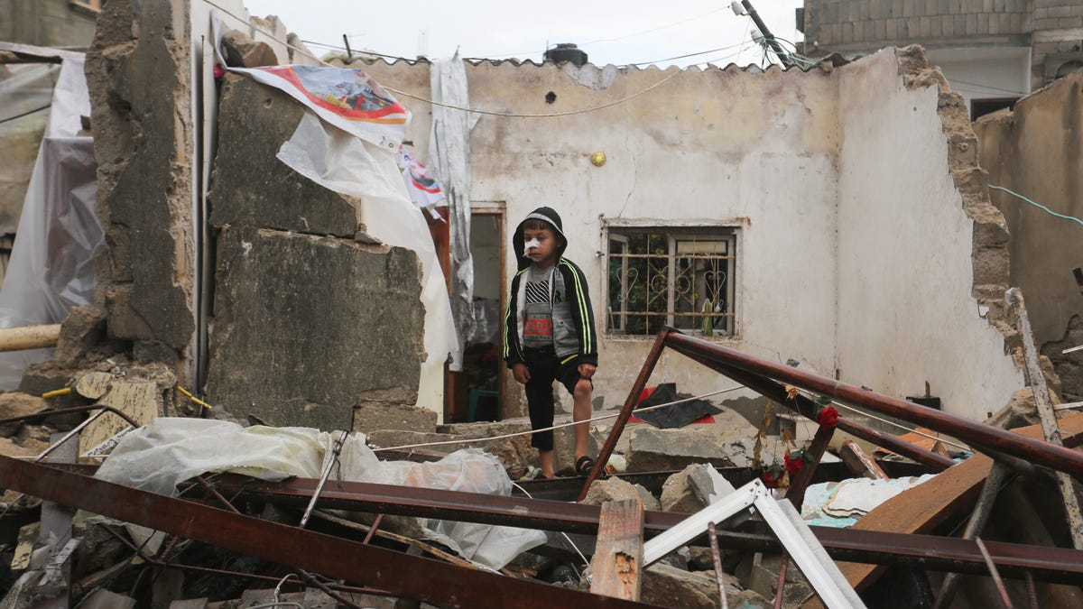 "Israel's Raid on Gaza Hospital: Uncovering Hamas' Tactics and Israeli Objectives"