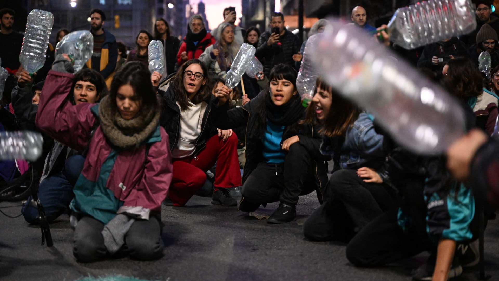 Featured image for "Addressing the Water Footprint of Data Centers in the AI Boom"