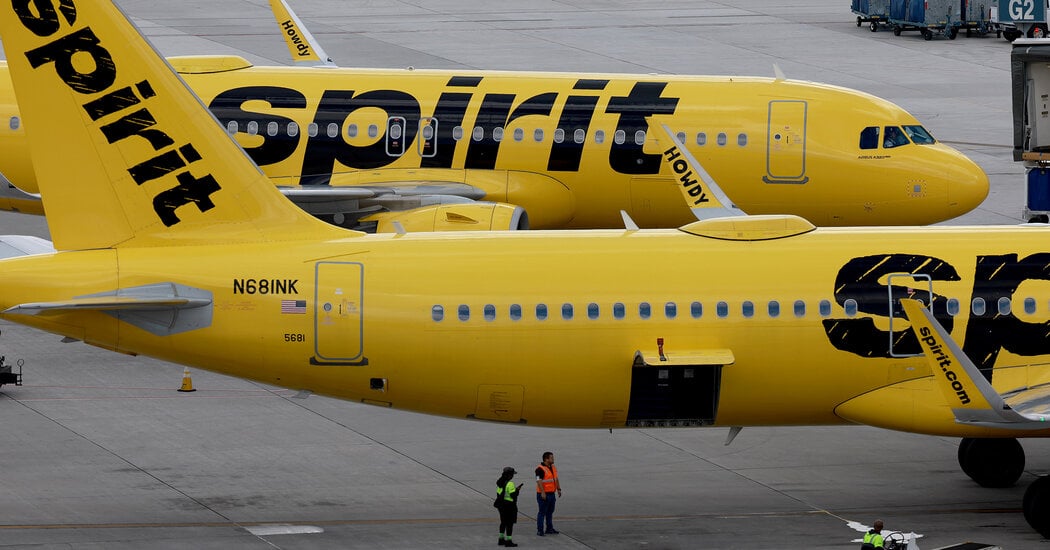 Featured image for Spirit Airlines Pilot Warned to Keep Distance from Air Force One