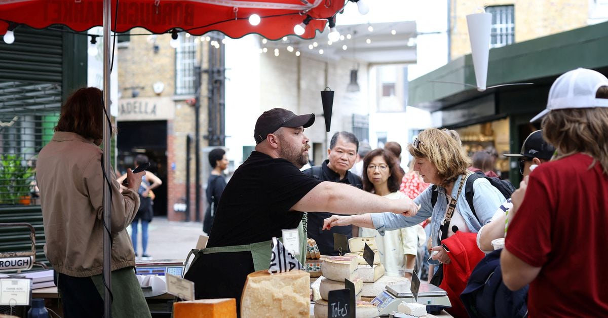 "UK Inflation Slows, Bolstering BoE and PM Sunak"