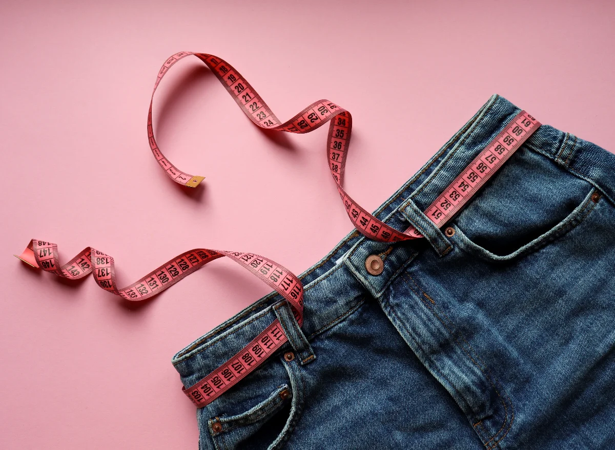 "Effortless Belly Fat Loss: 10 Tips for Women in 1 Week"