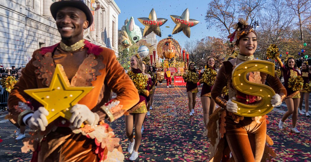 Featured image for "Your Ultimate Guide to Macy's Thanksgiving Day Parade 2023: Watching, Balloons, Performers, and More!"