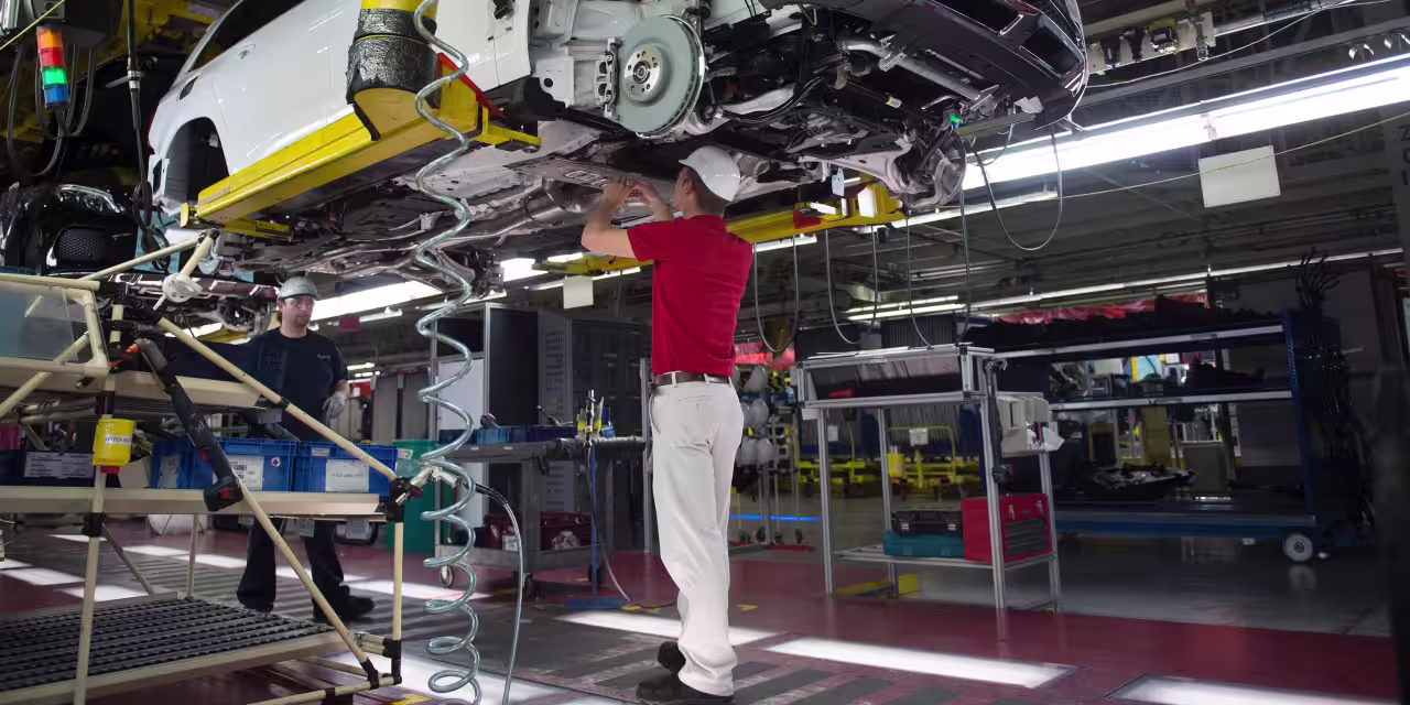 Featured image for US Manufacturing Sector Contracts for Fifth Consecutive Month in July