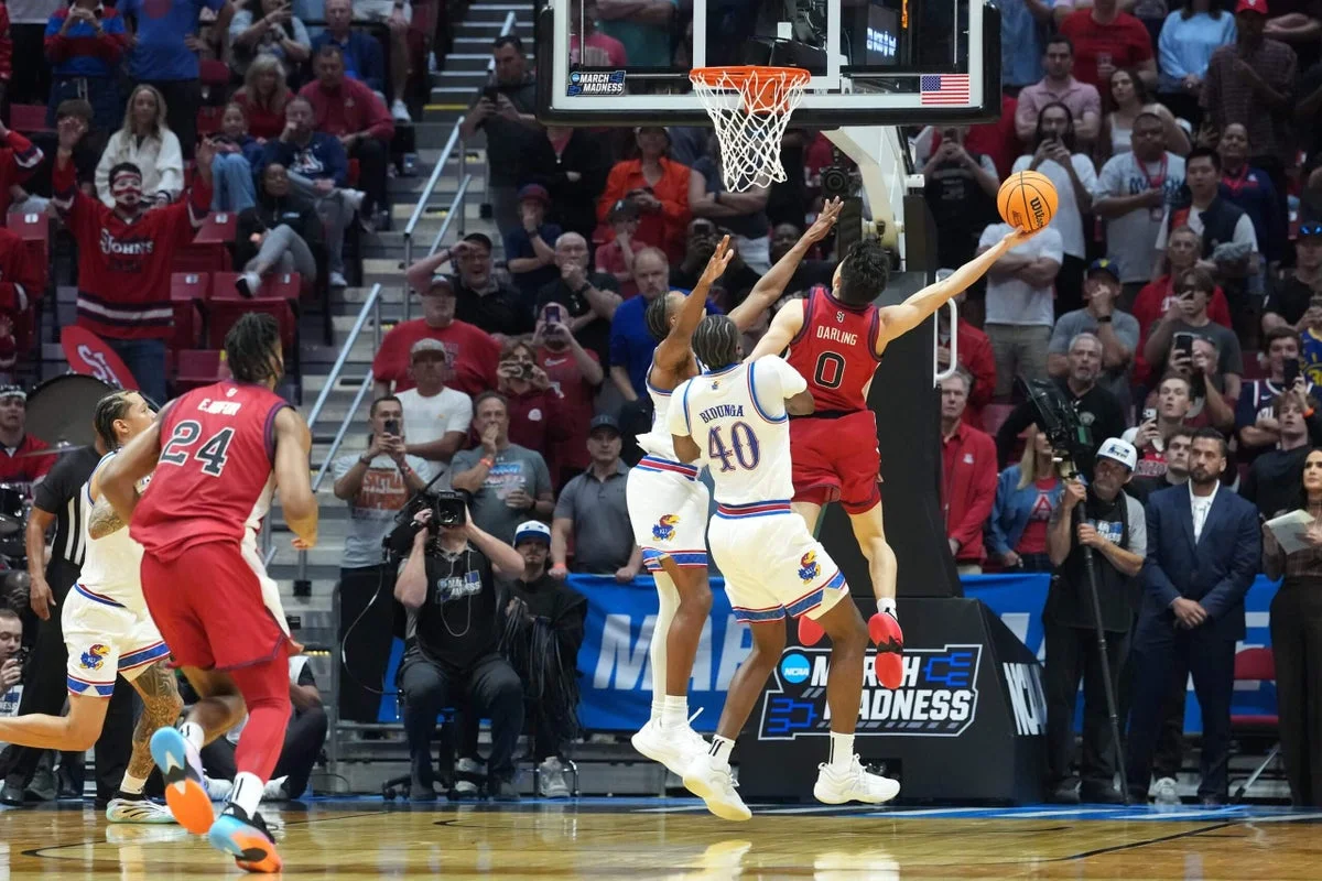 St. John’s seals Sweet 16 with Darling’s late buzzer-beater, signaling a revival