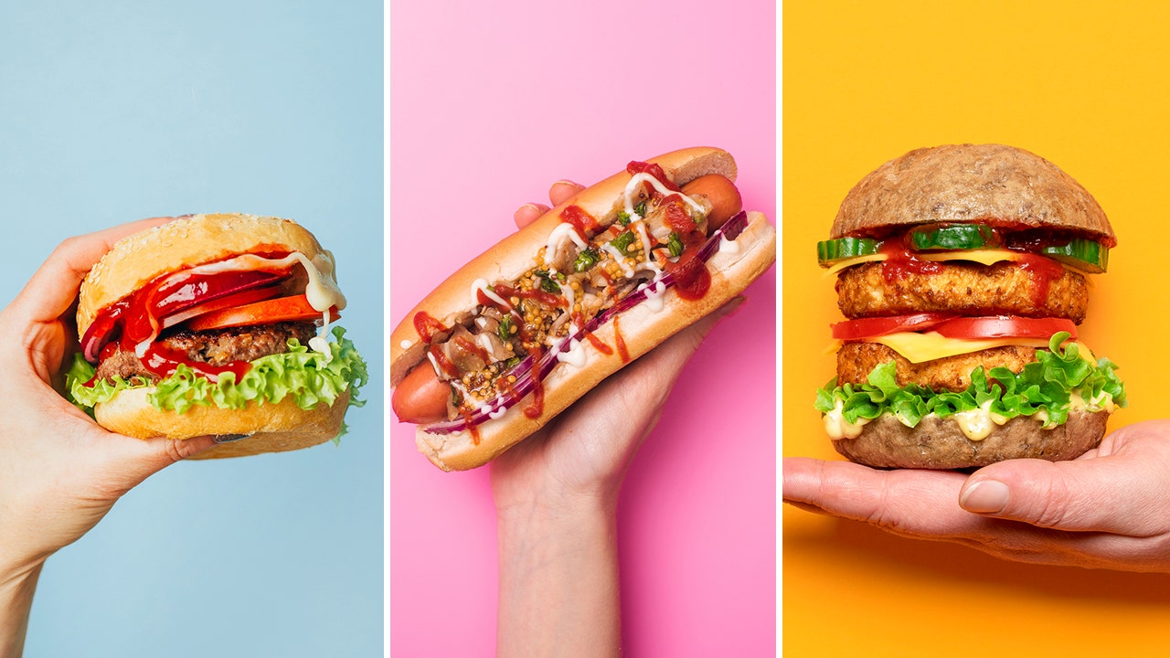 Featured image for The Health Battle: Hamburger vs. Hot Dog