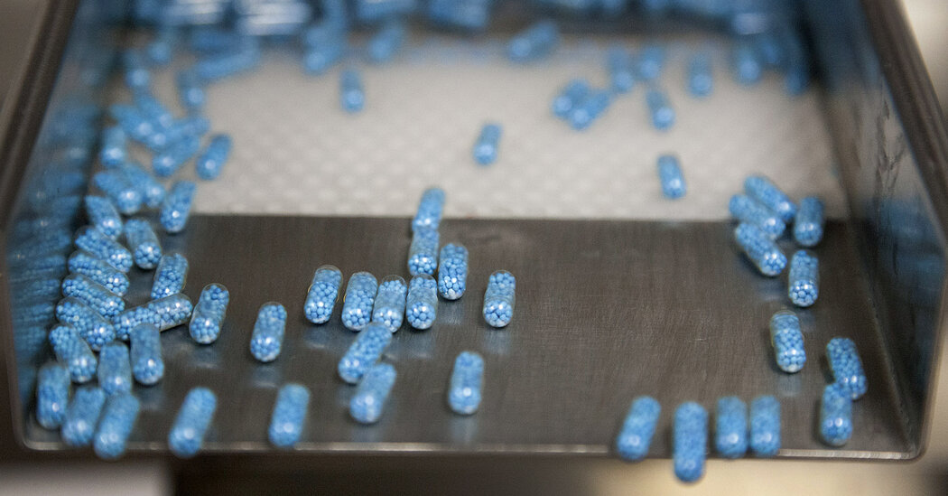 Featured image for Trump Demands Drugmakers Cut U.S. Prices Within 60 Days