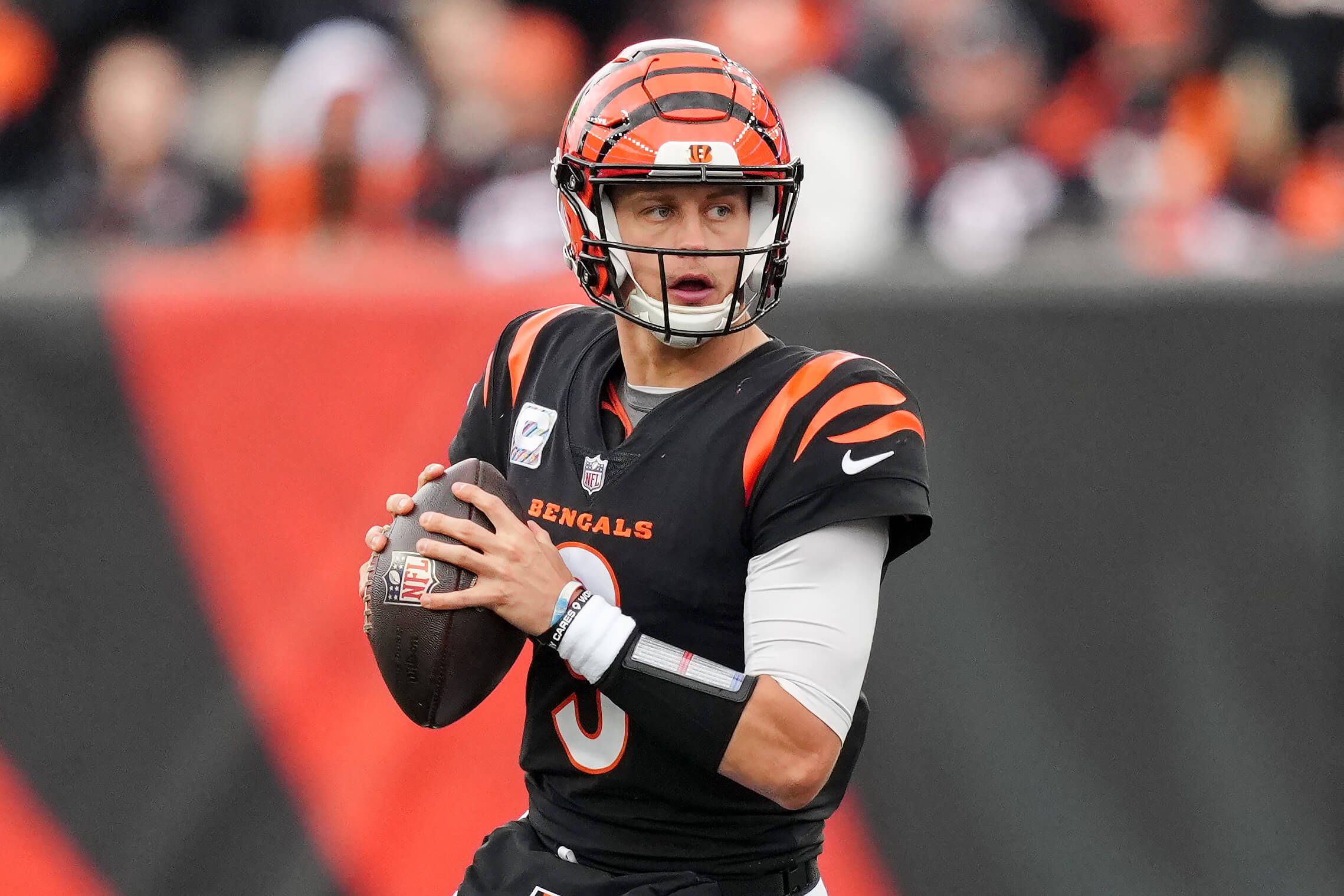 "Bengals' Midseason Predictions: AFC North, MVP, Tough Opponents, and Bold Second Half"