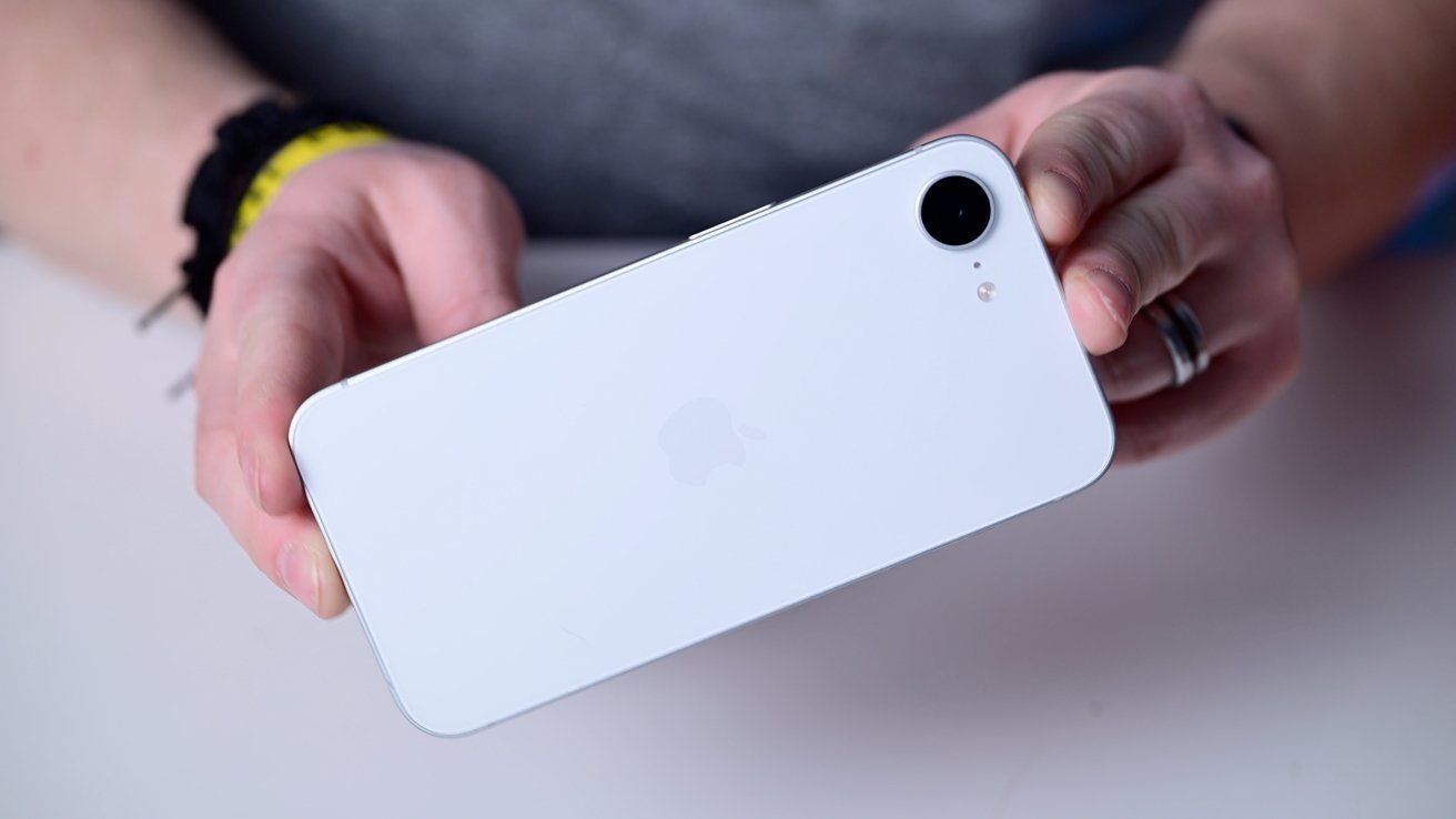 Featured image for Major Leak Reveals Upcoming Apple Products and Software Features