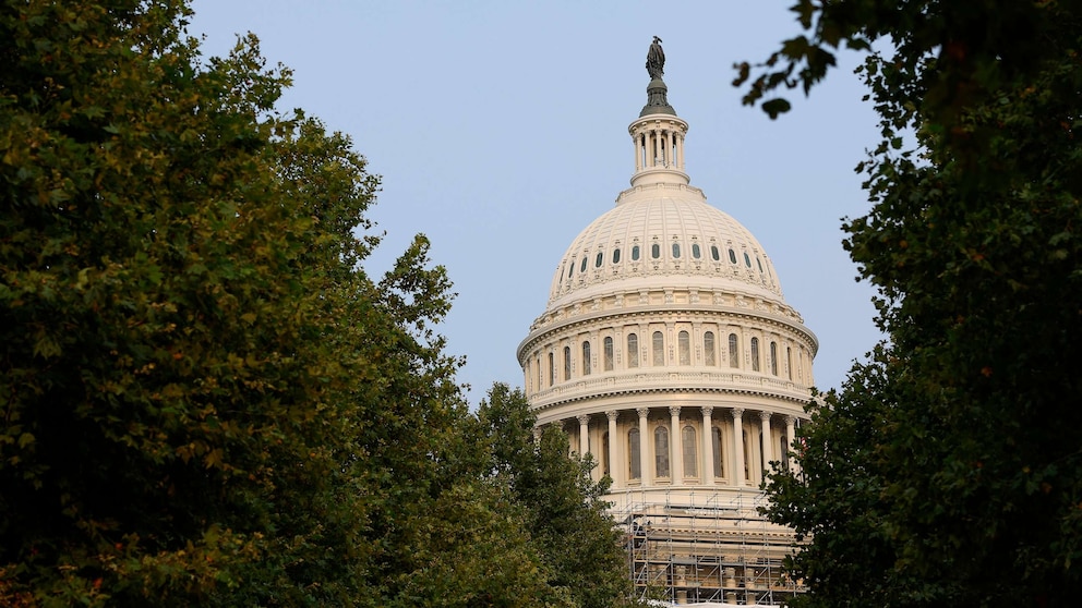 "Government Shutdown Threatens Millions of Federal Workers' Pay"