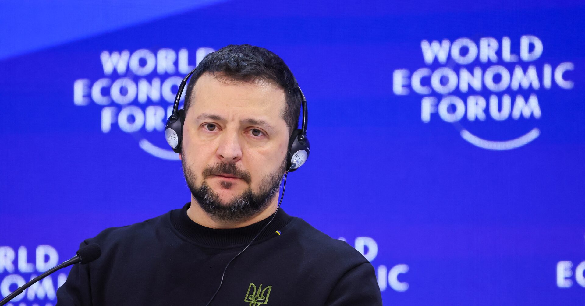 "Zelenskiy Urges Continued Pressure on Russia as Ukraine Faces Weaponry Shortages"