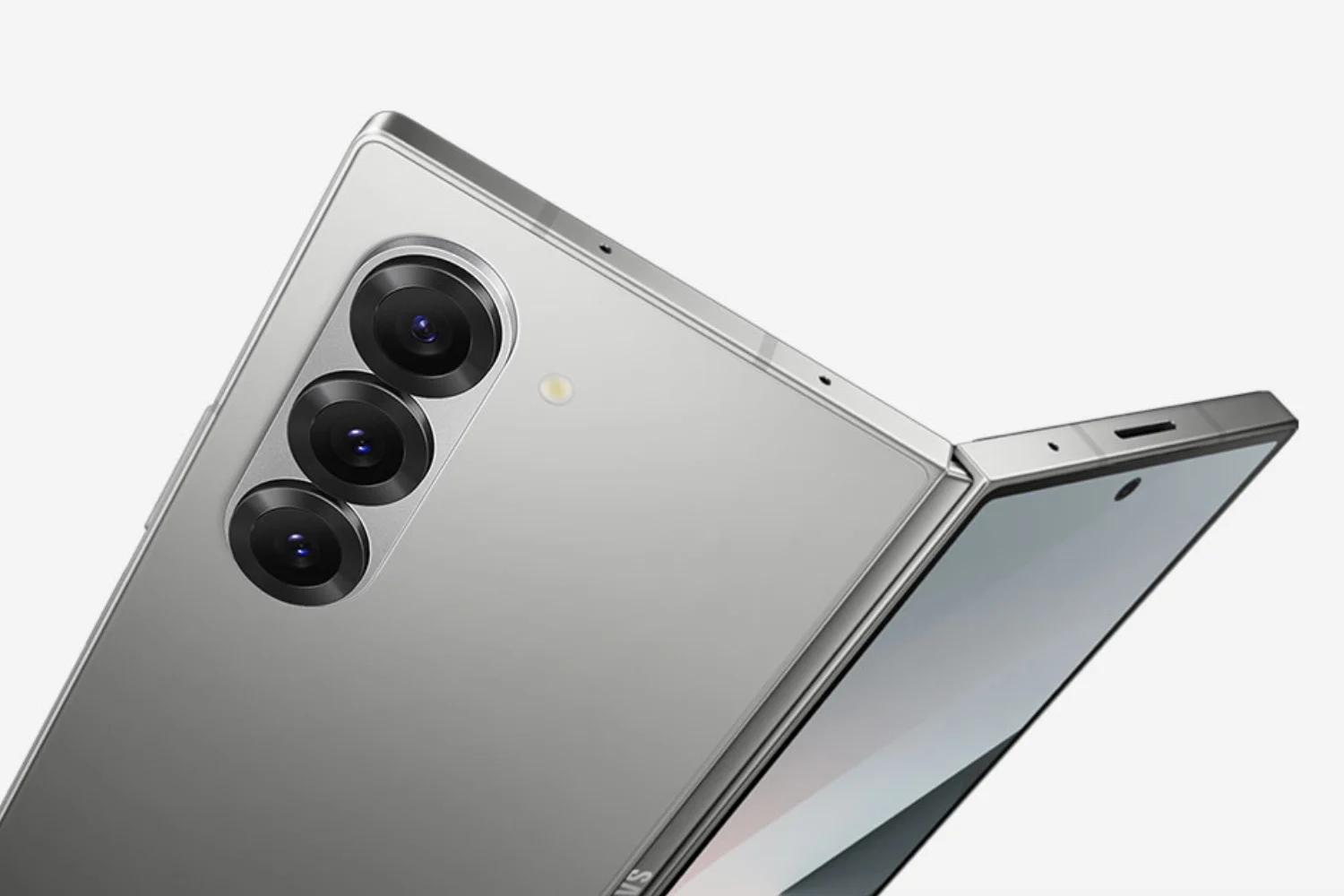 Featured image for Samsung Galaxy S24 and Z Fold6 See Major Discounts Post-Black Friday